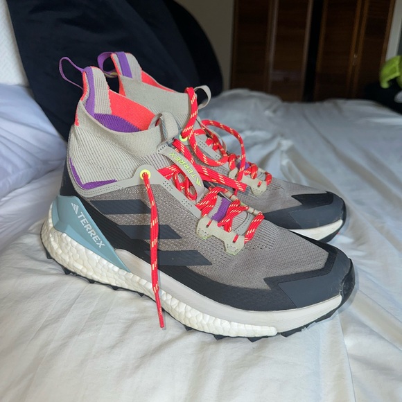 Adidas Terrex Women's Gray and Red Trail Shoes - Picture 2 of 6